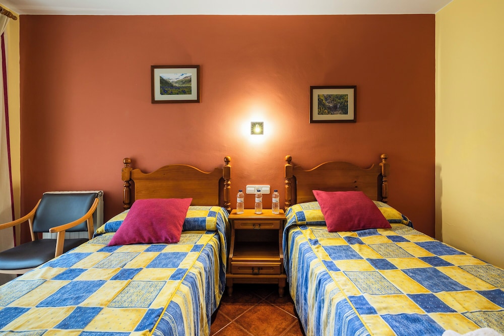 HOSTAL PAÑART