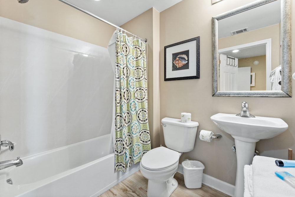 Splash Beach Resort by Panhandle Getaways