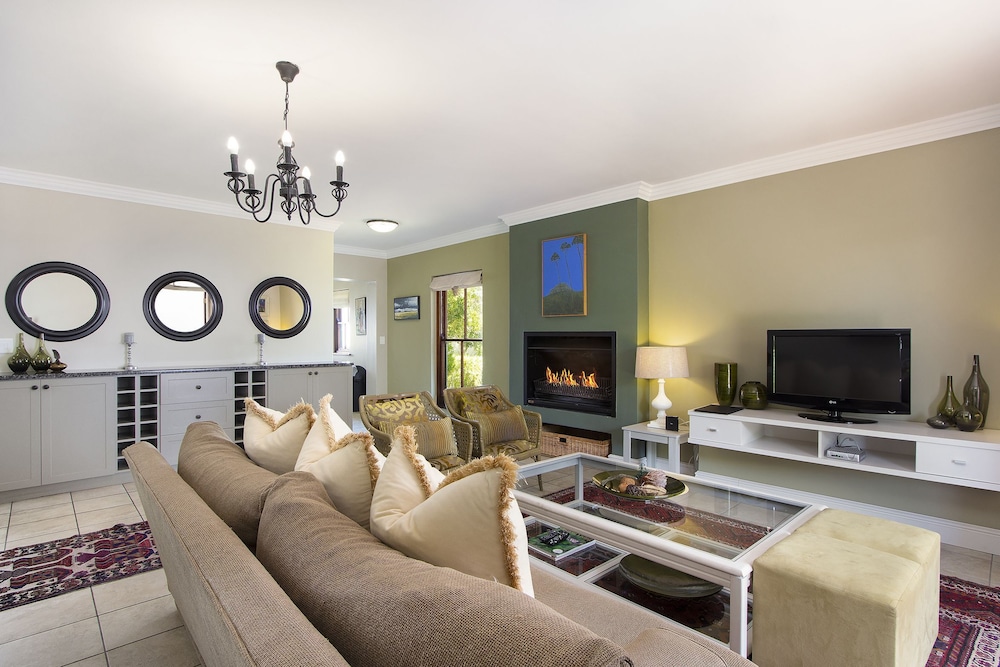 Winelands Golf Lodges at De Zalze