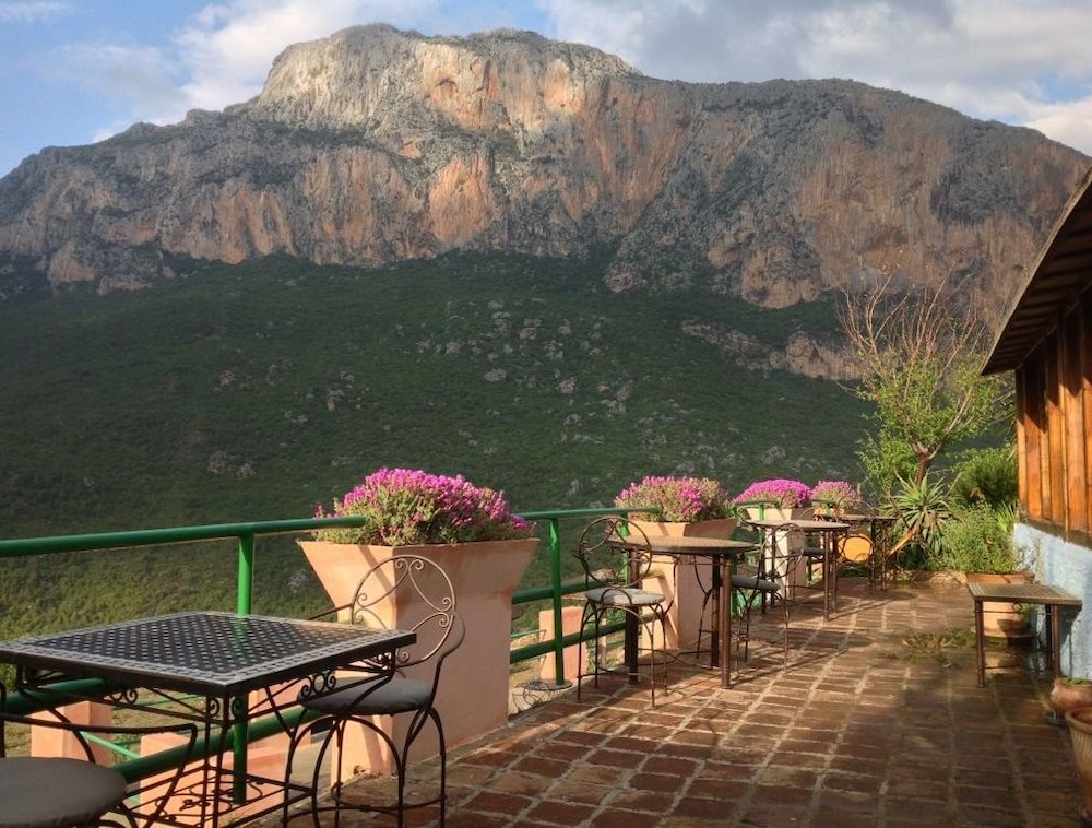 Caiat Refuge