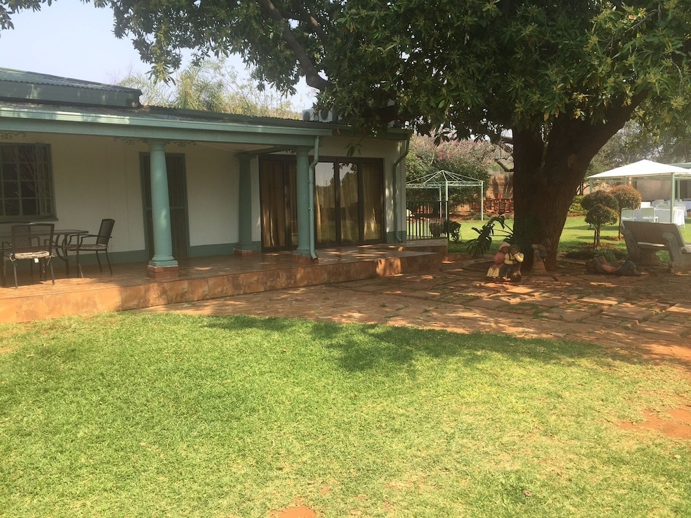 Gatz Guest House