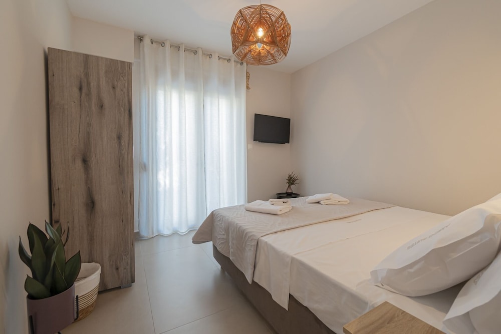 Amico Suites 1 by Rentals Pro - Nea Moudania