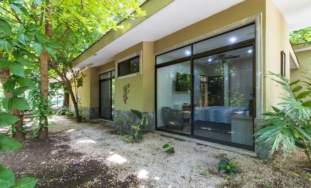 Photo 63