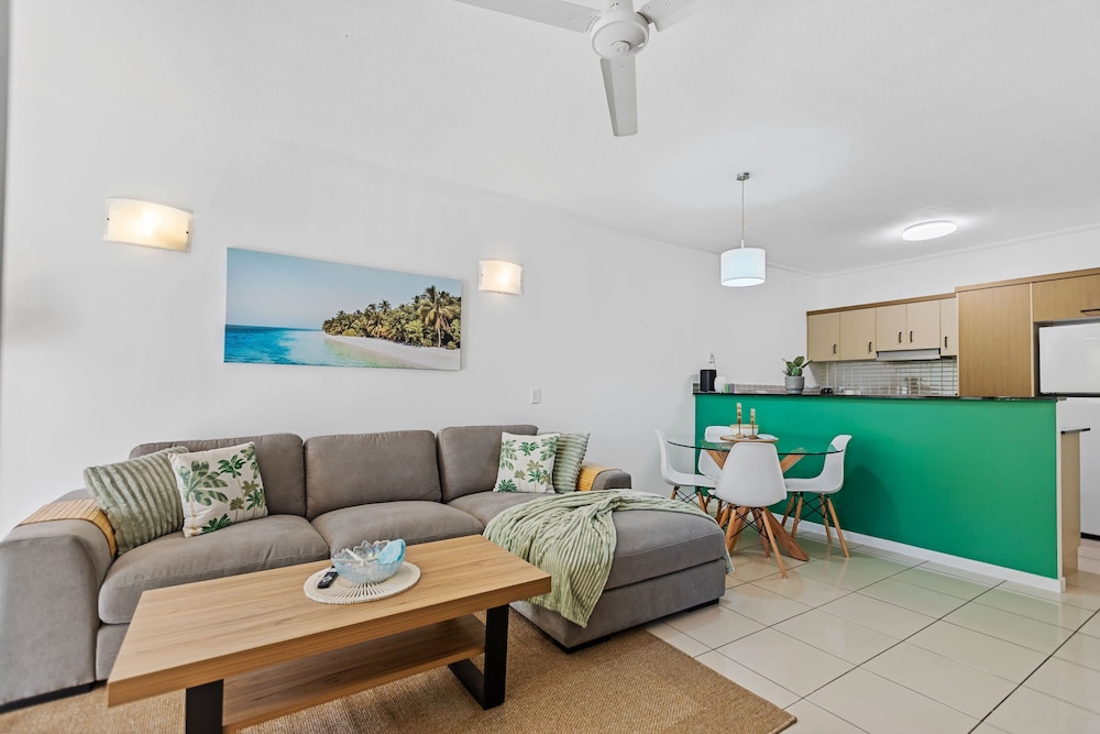 Urban Tropics Modern Resort Apartment