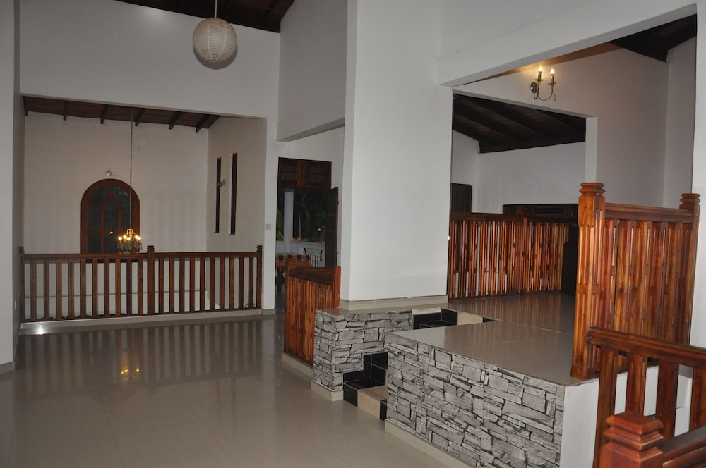 maali residence