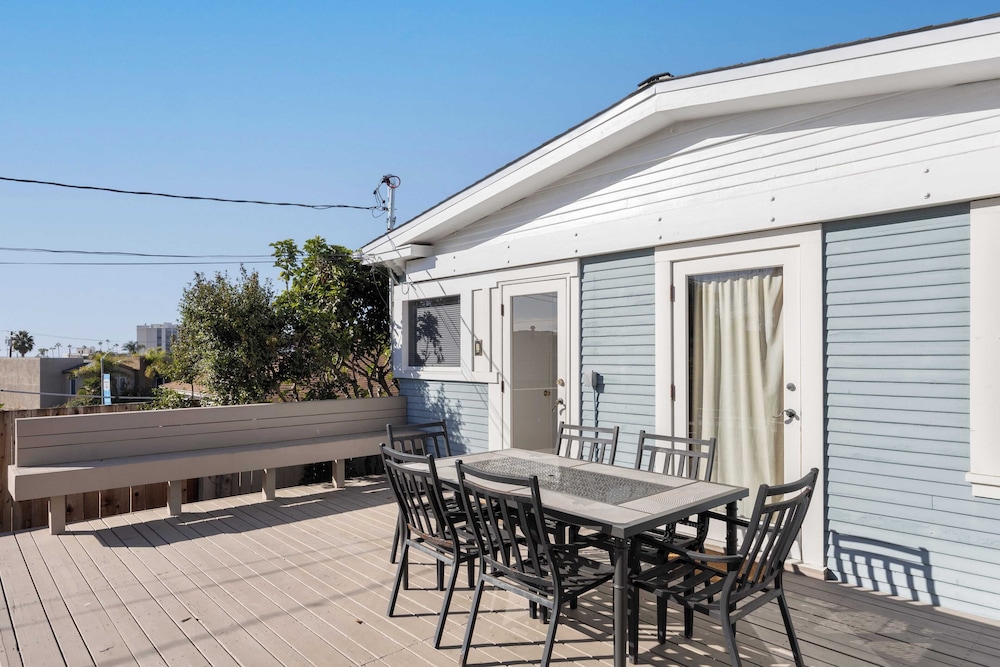 Cliff View by Avantstay Hot Tub + Fire Pit 1 Block From Downtown La Jolla