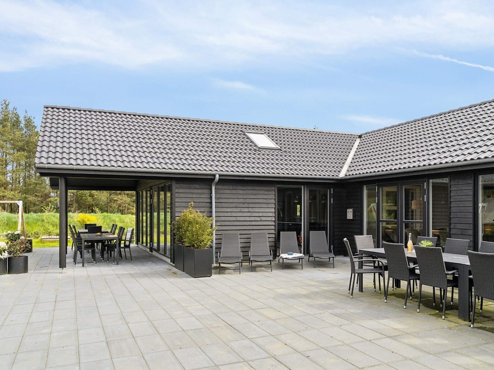 5 Star Holiday Home in Norre Nebel