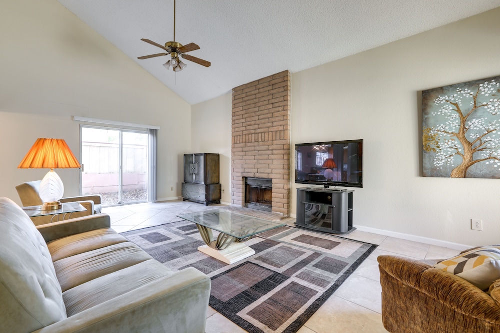 Auburn Vacations - Pet-friendly Citrus Heights Home: Fenced Backyard! - Property Image 1