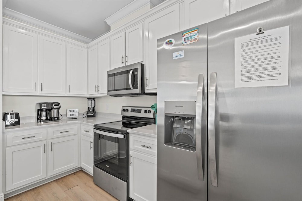Vitamin Sea - 2606 Bienville 4 Bedroom Home