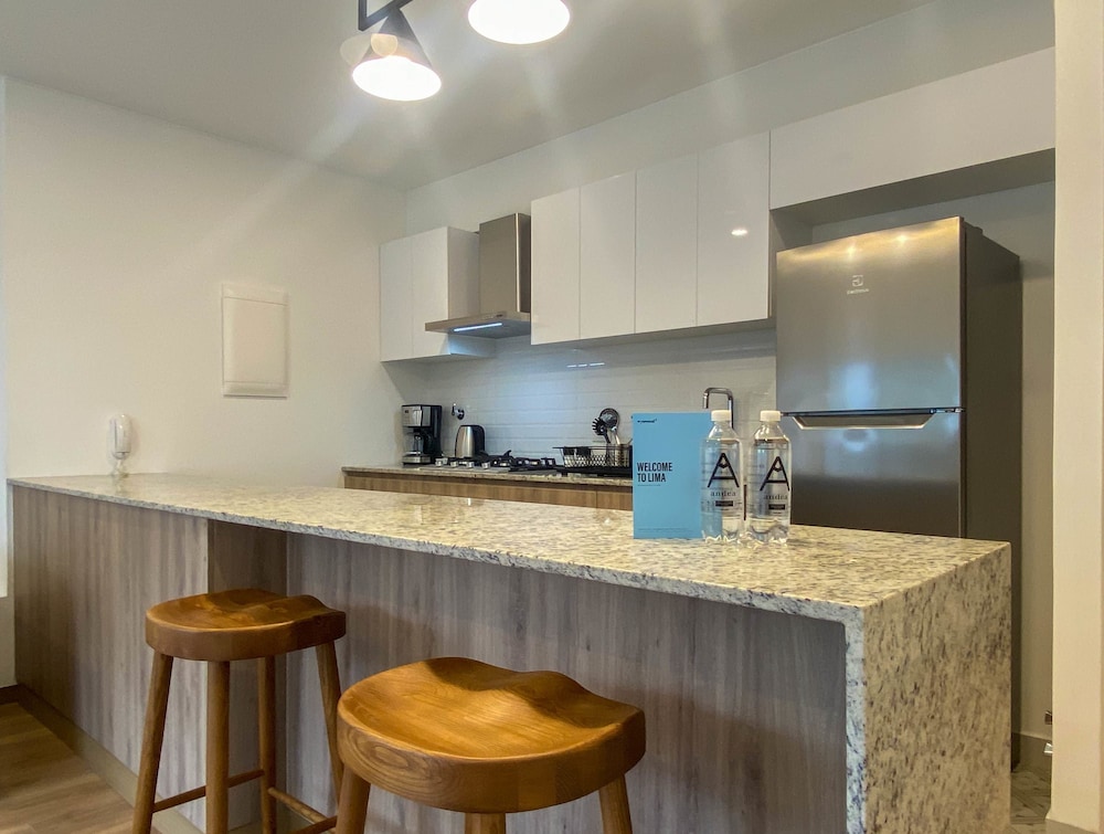 Majestic 1BR Duplex in Miraflores