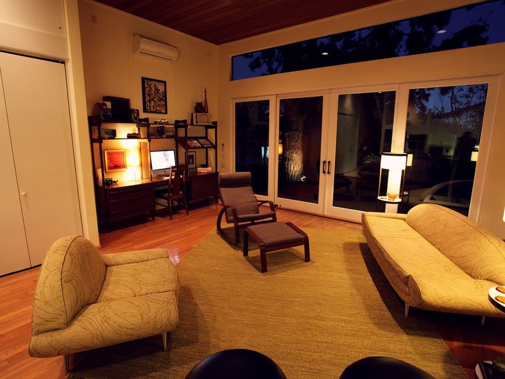 Luxury Ocean View Bay View Home