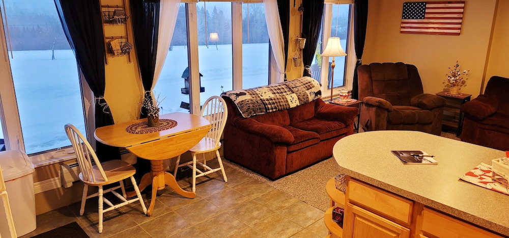 Bear Rock Suites