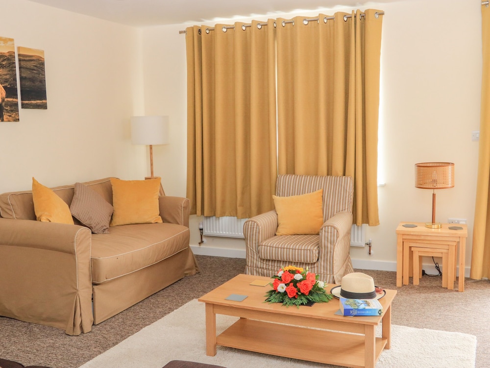 Sawtons Cottage 1