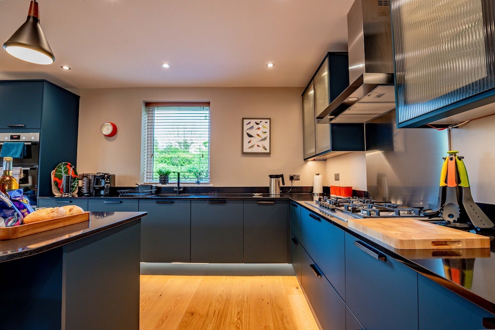 Host Stay Hilltop House