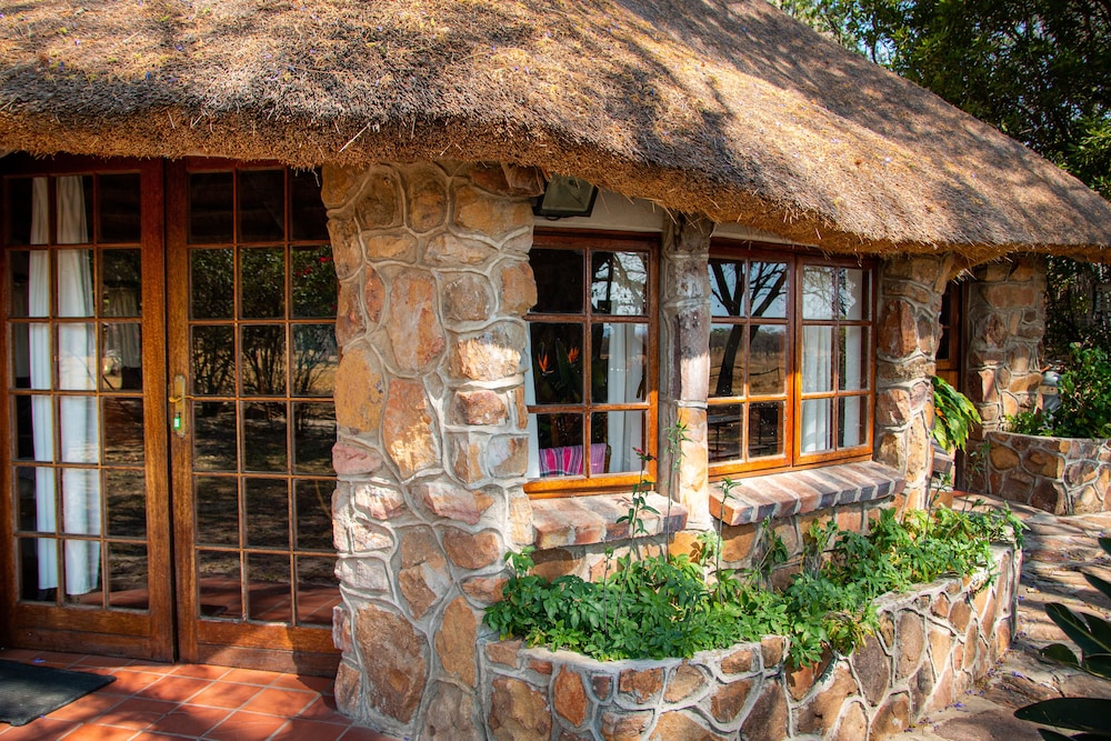 Waterberg Cottages view 4