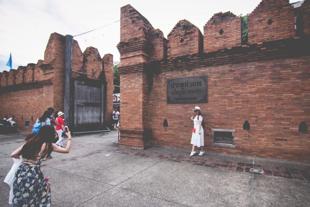 Royal thapae gate guesthouse