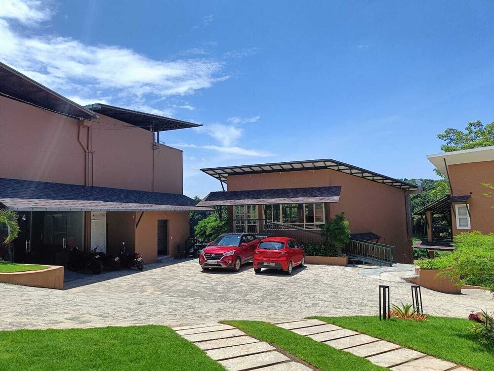 Nexstay Grand Chaliyar Resort view 2