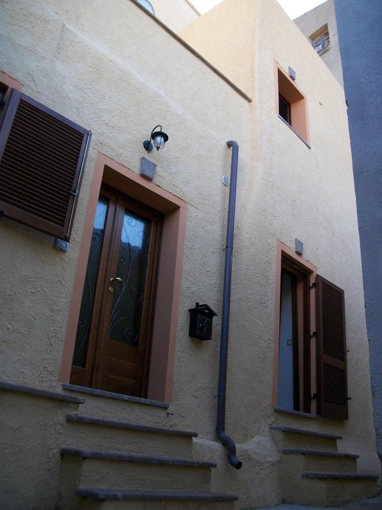 Photo 37