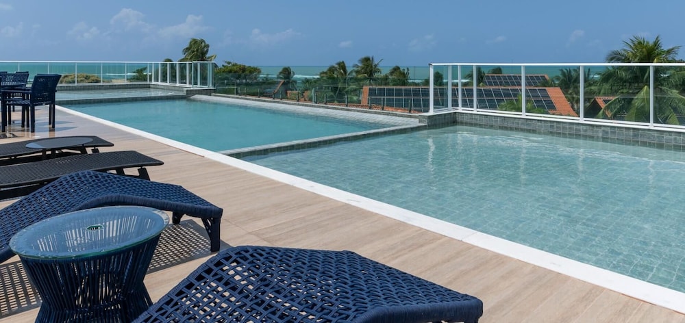 Flat moderno Praia de Serrambi BFS312