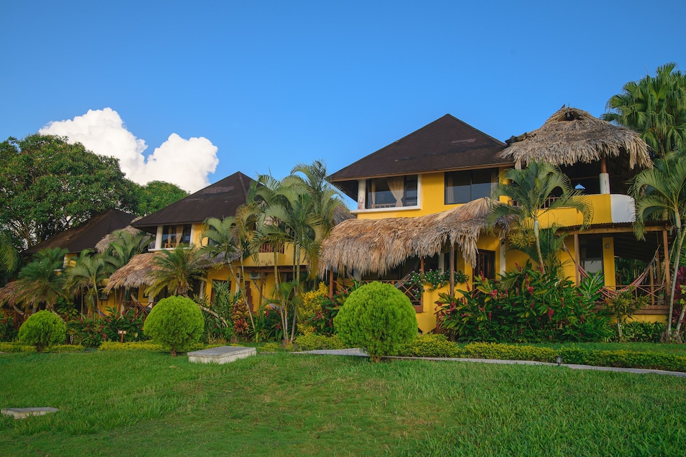 Banana Palms Hotel - Property Image 3