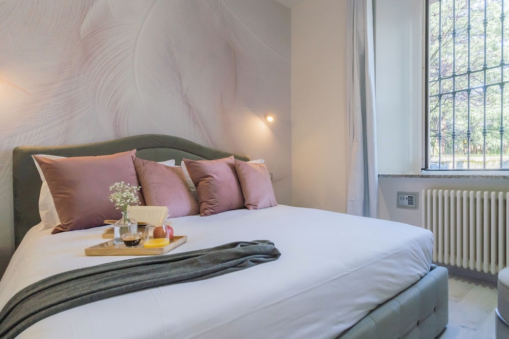 Cernobbio Dream Suites by Rent all Como