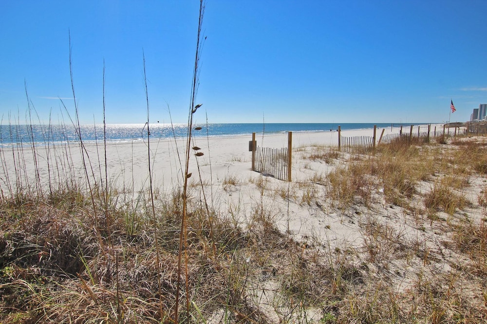 Seawind 1205 view 5