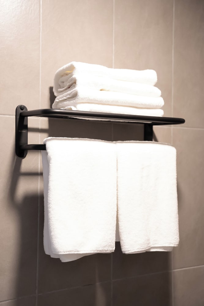 Mossaz Mana-Mana Suites Kuala Lumpur, 프탈링자야 - 18