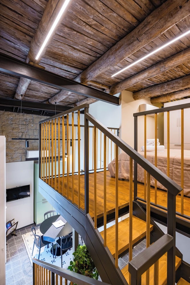La Pinacoteca Aparthotel by NapoliApartments