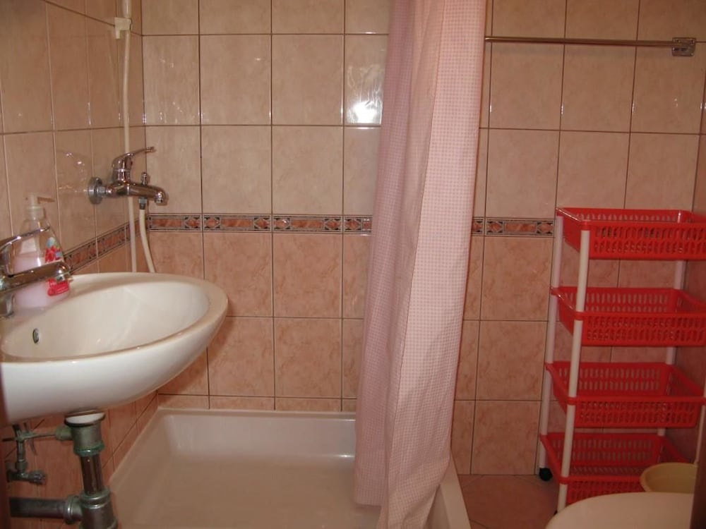 Apartments Mahić en Rab — bathroom
