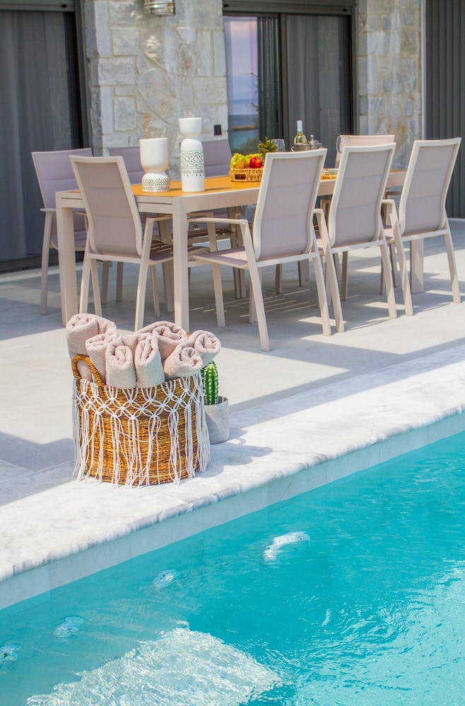 Sunrise Villas Collection