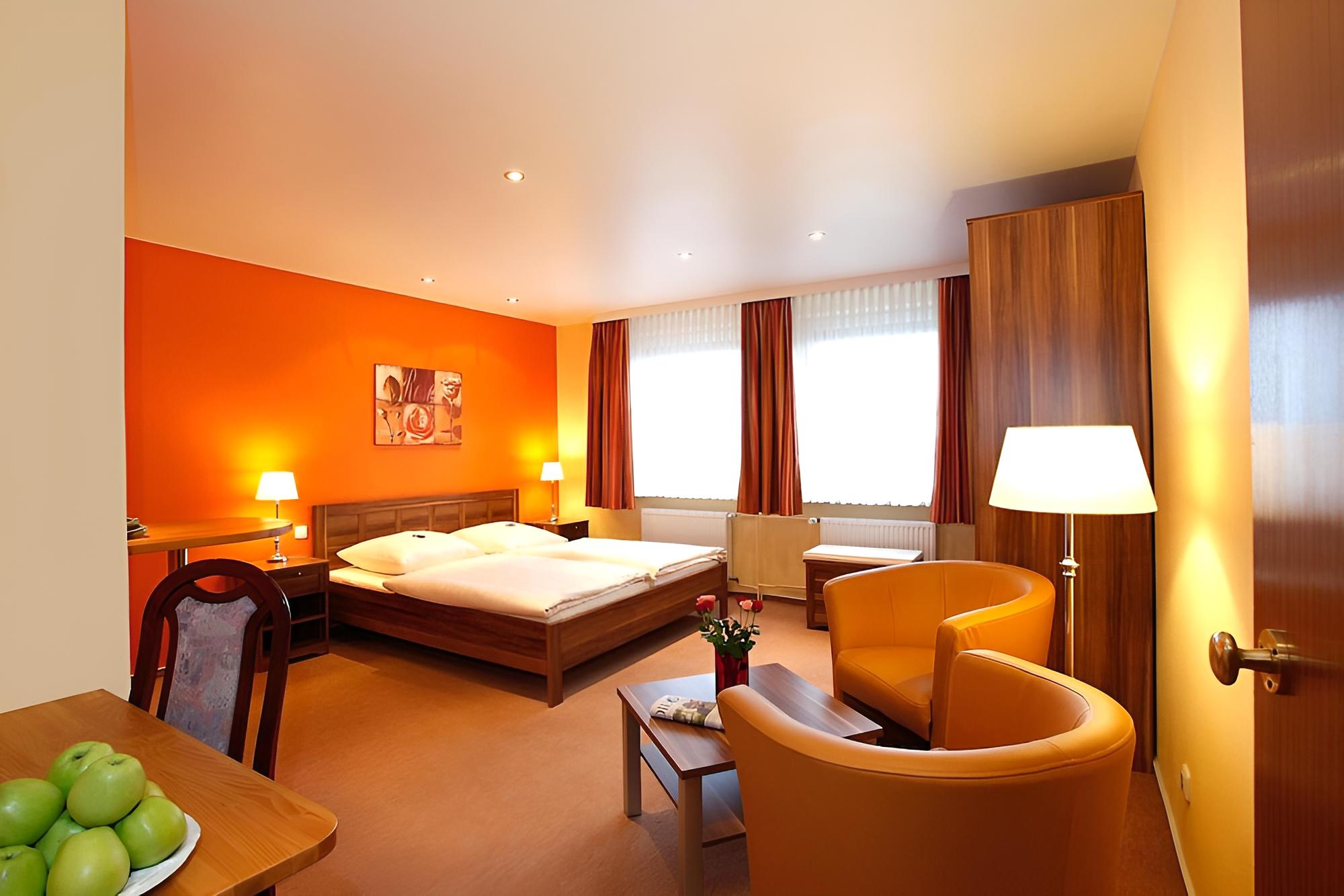 Centro Hotel Norderstedter Hof by INA - Property Image 2