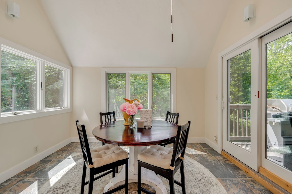 Ski, Hike & Game: White Mountains Family Retreat