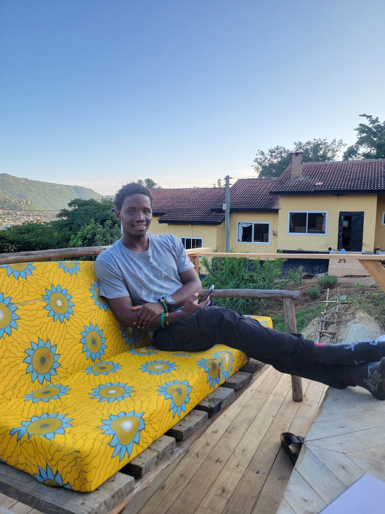 Safari junction backpackers hostel