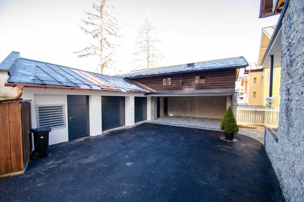 Finest Villa Zell am See Luxury Sauna 12 pax
