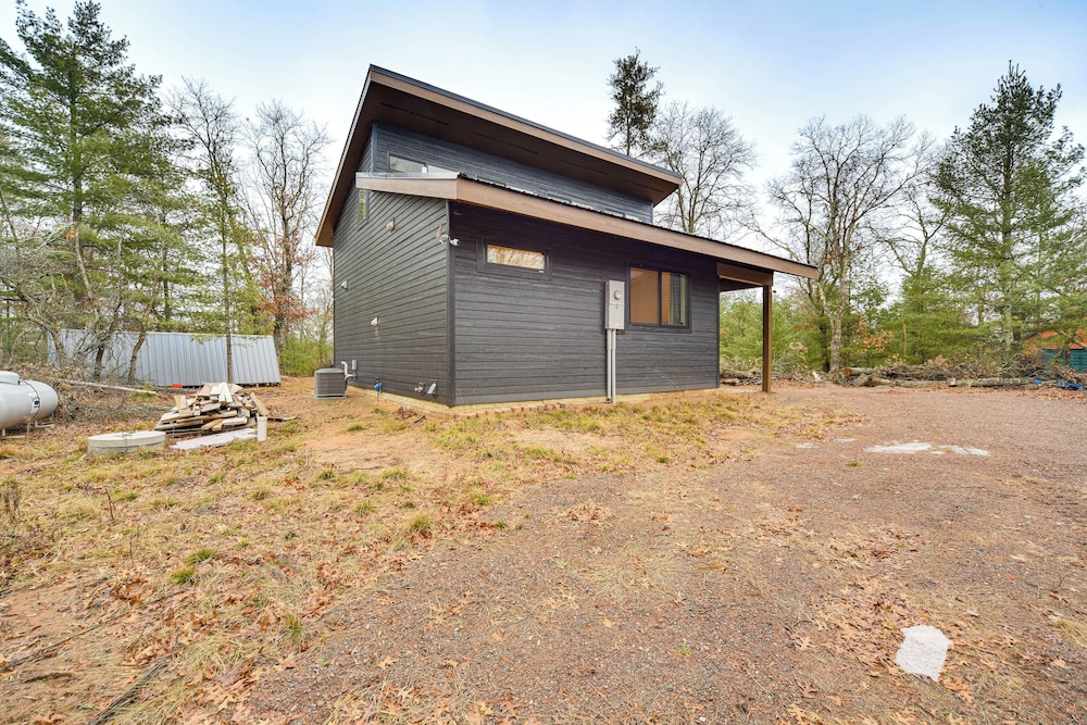 Lake House on 3 Acres w/ Private Dock in Minong!