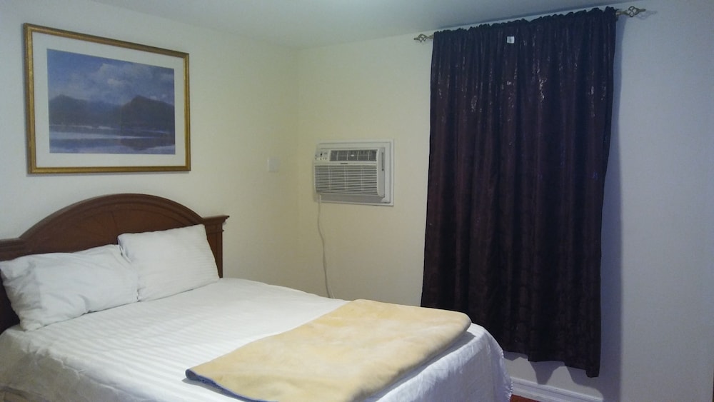 Waterbury Motel