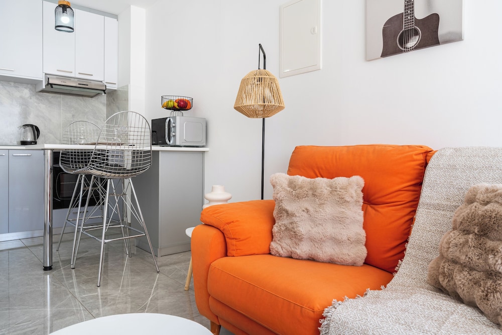 Tangerine 1-Bedroom Apartment in Larnaca