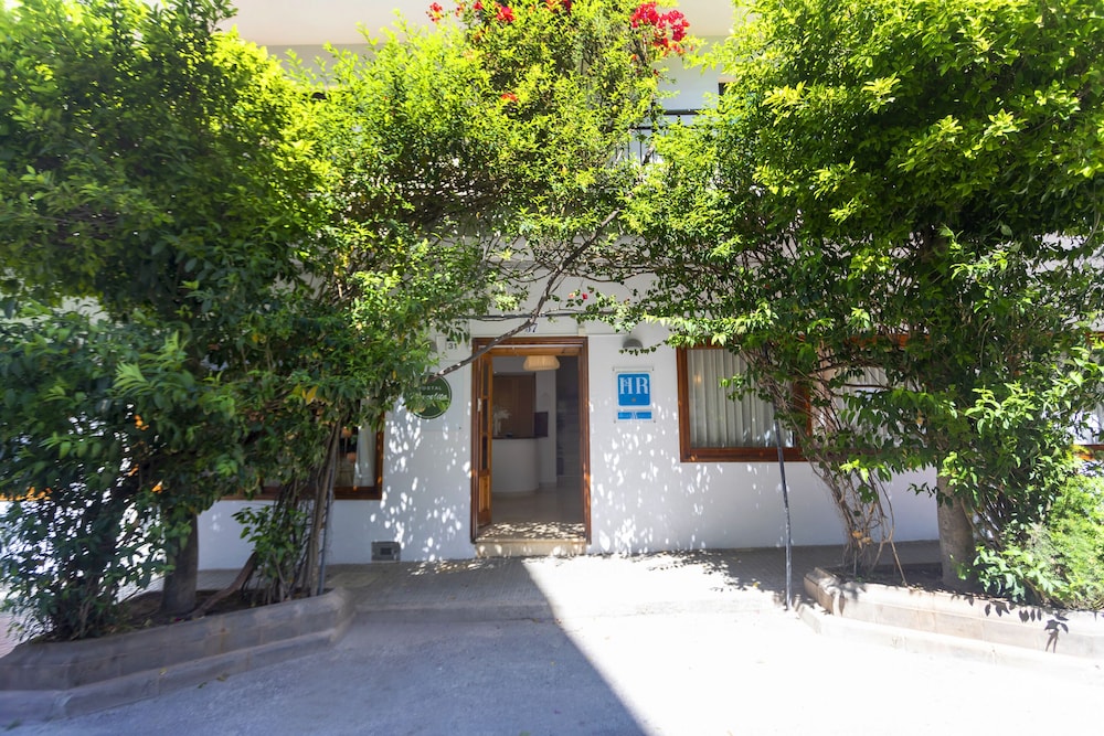 Hotel Hostal Manolita - Image 1