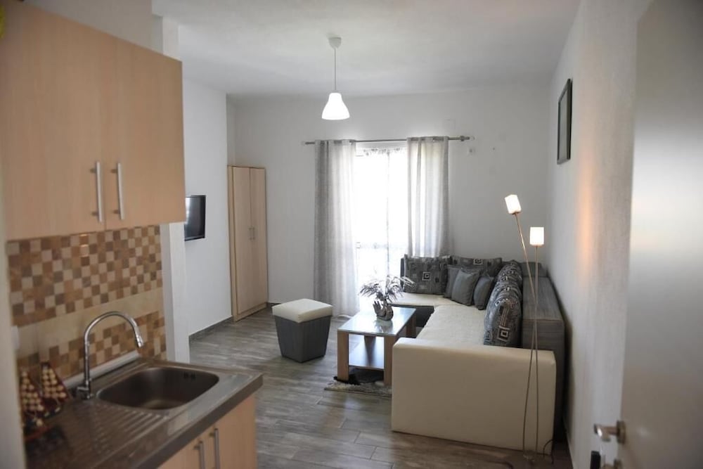 Apartments Cota