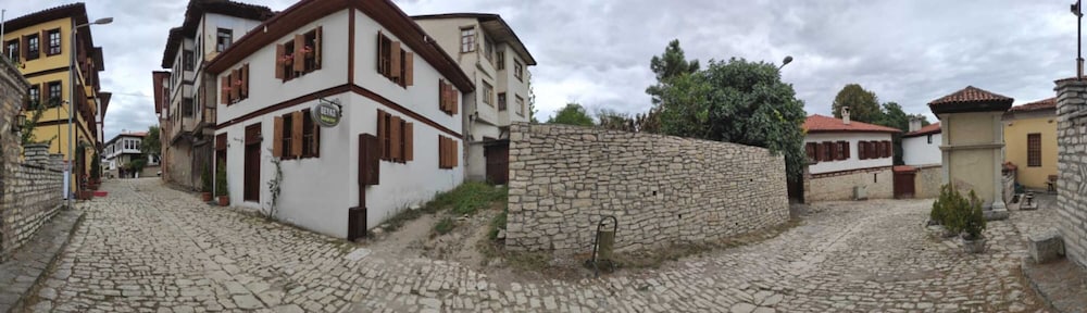 White House - Beyaz Konak