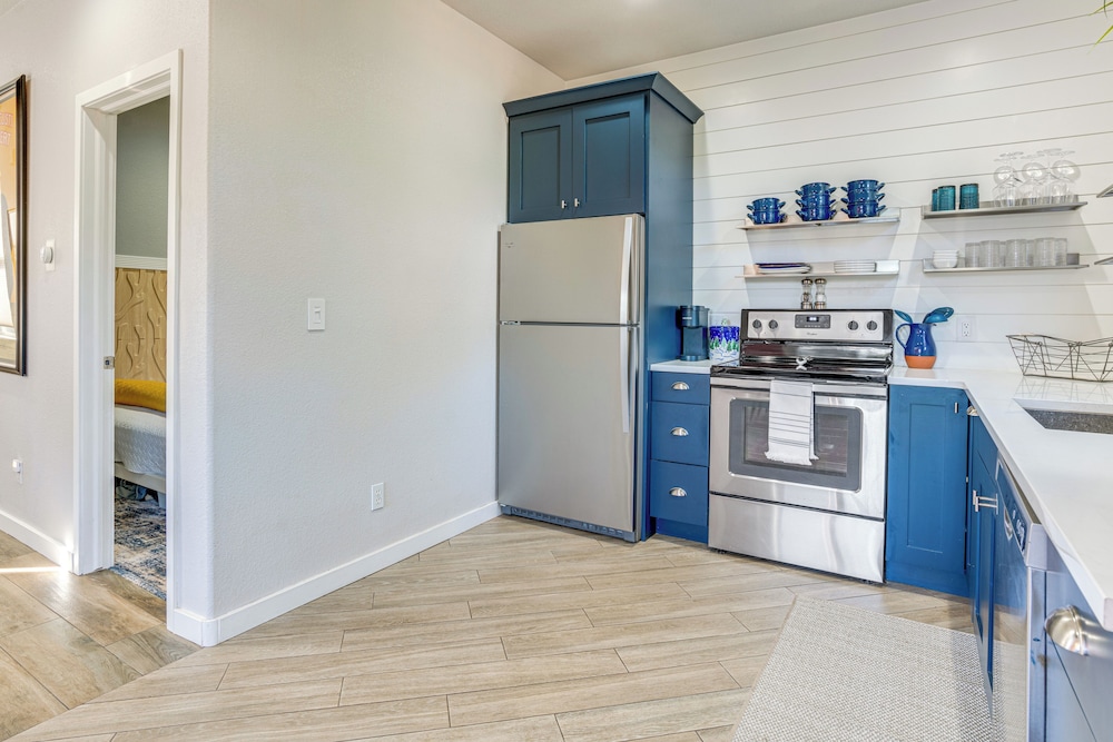 8 Mi to Copper Mtn: Frisco Home w/ Shuttle Access