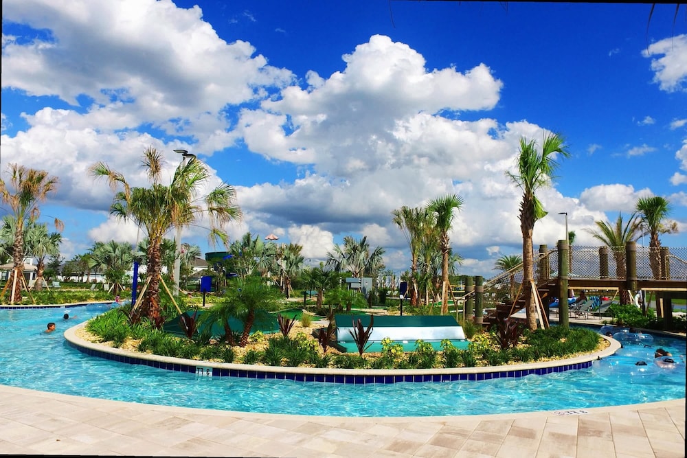 Stunning 4Bd Near Disney w Pool Storey Lake 4369