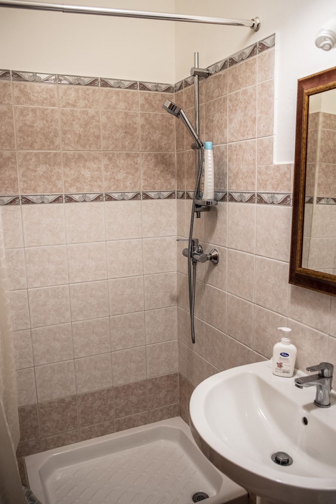 B&B Caravello en Milazzo — bathroom