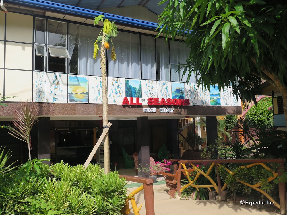 Four Seasons Seaview Hotel