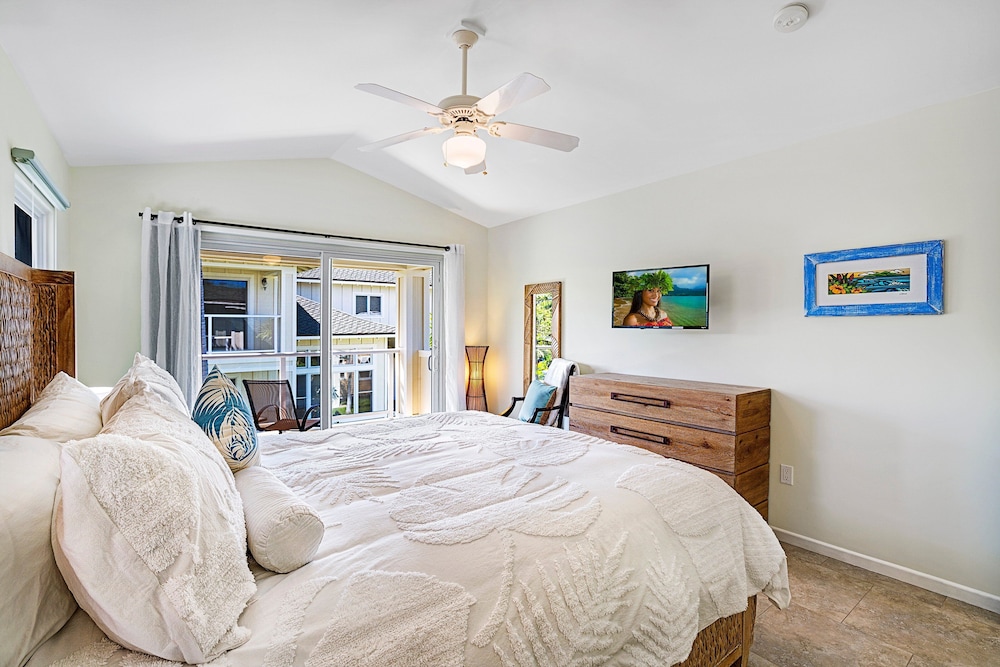 Ocean View - AC & Wifi - Walk to Beach & Shopping - Vrkcv