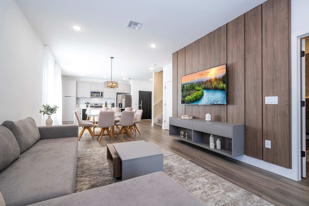 New Luxury Getaway Themed Bedrooms