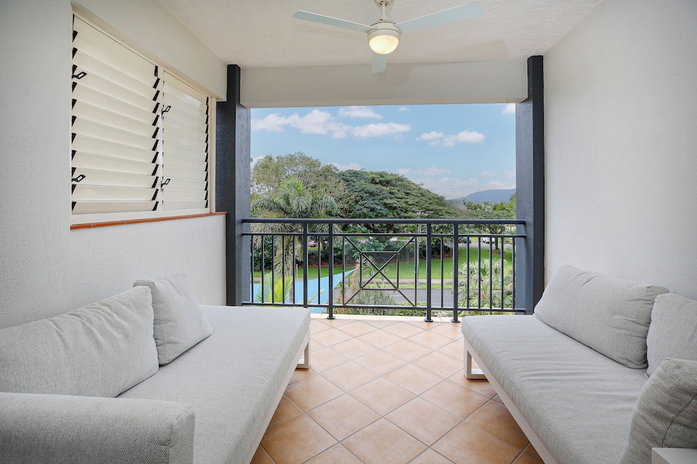 Tropical Comfort Pool and Esplanade View
