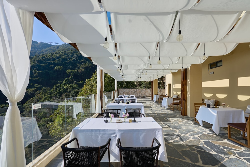 Miyue Shenzhen Tianlu Secret Wild Wizard Holiday Hotel
