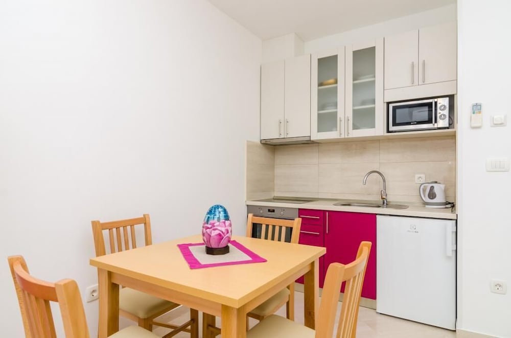 Apartments Eva