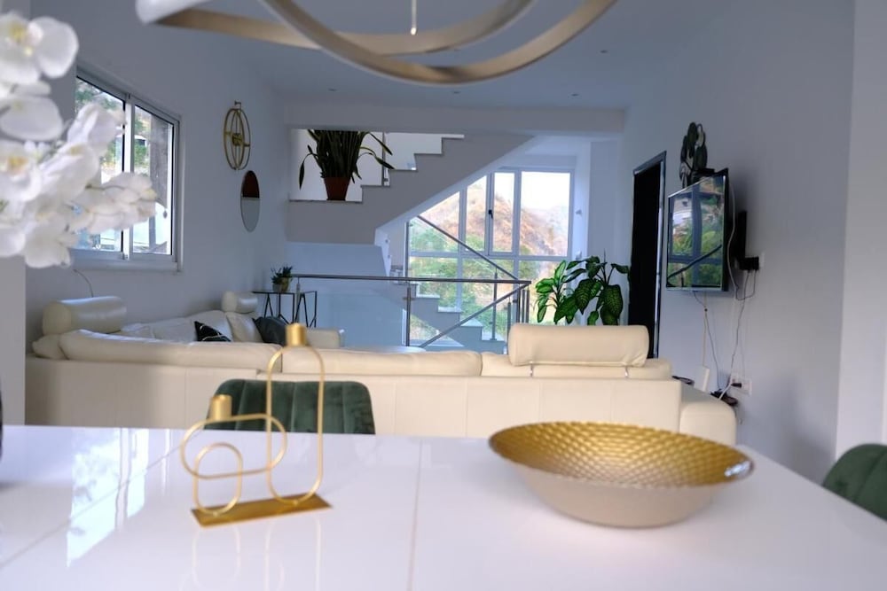 Villa Nayeli Luxury and Simplicity